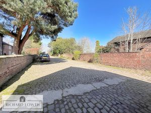 Courtyard Parking- click for photo gallery